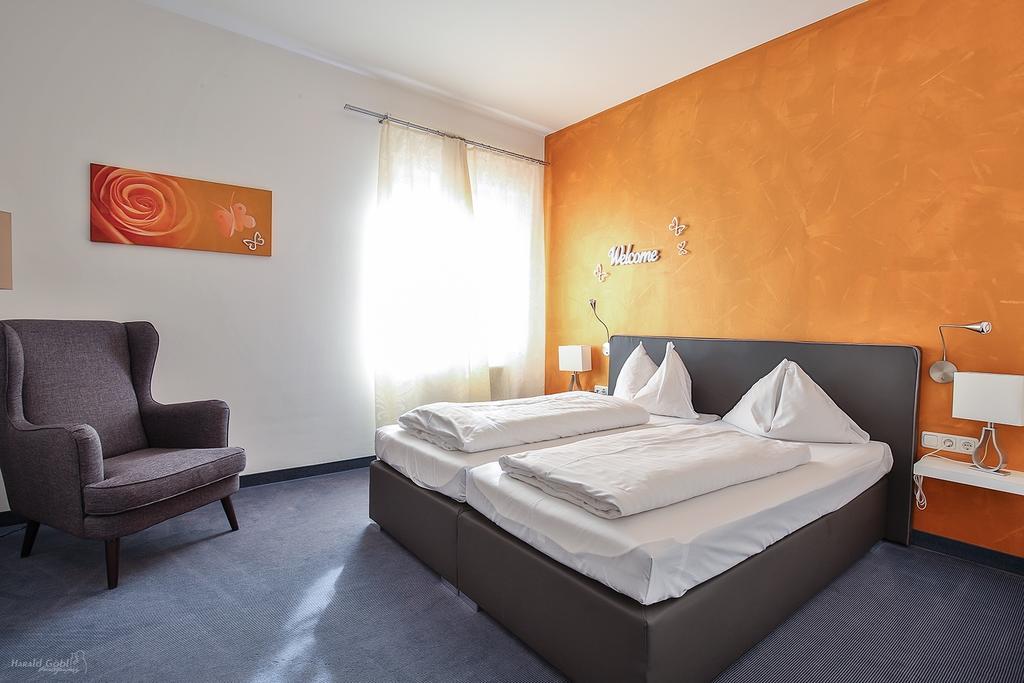 Stadthotel Guertler Амштеттен Номер фото